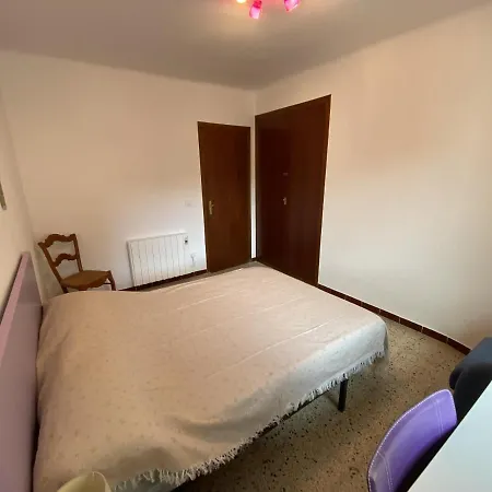 Apartment V 5-5 *